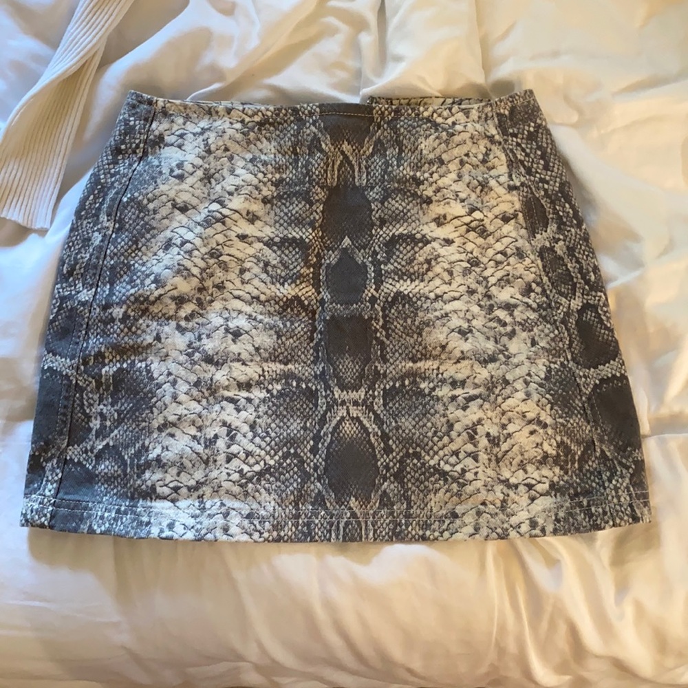 Snake print skirt (urban outfitters)